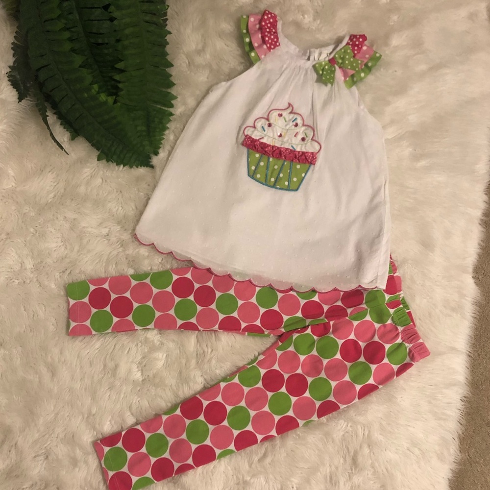 Little girls Cupcake outfit